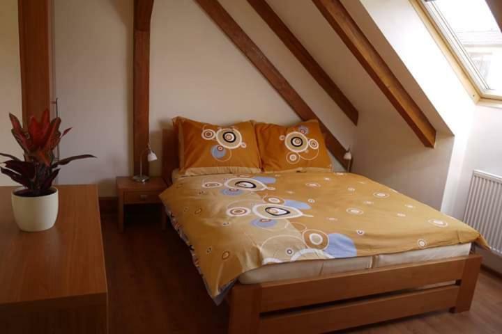 Domecek Milevsko Hotel Bagian luar foto